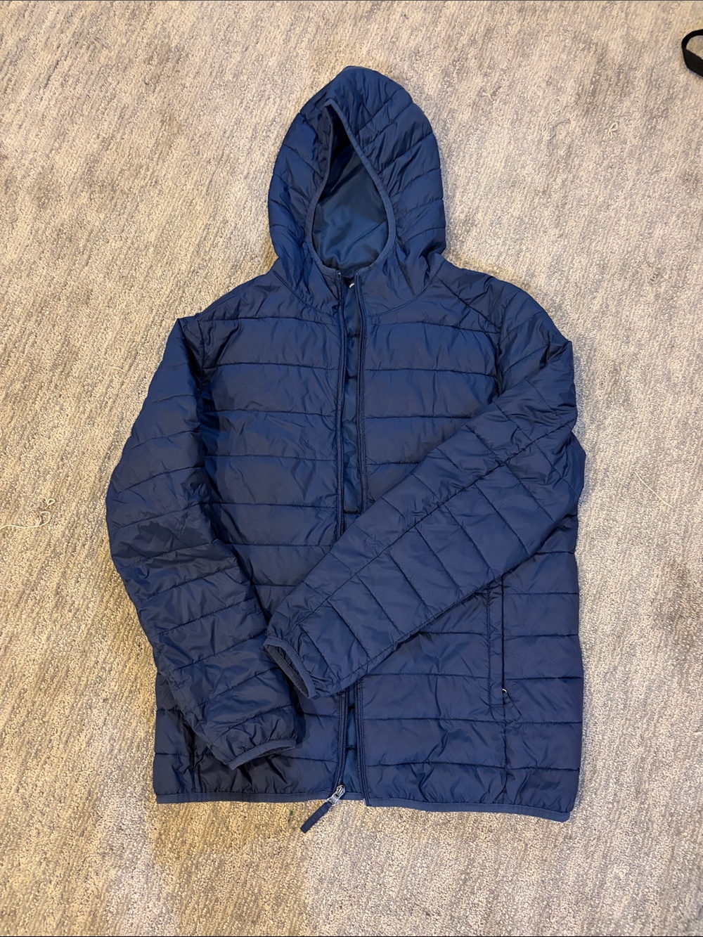 Amazon Essentials Men's Hooded Puffer Jacket - Navy Blue